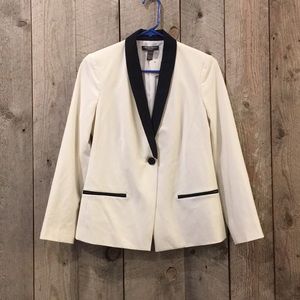 Maternity Pea Pod cream black tuxedo blazer S